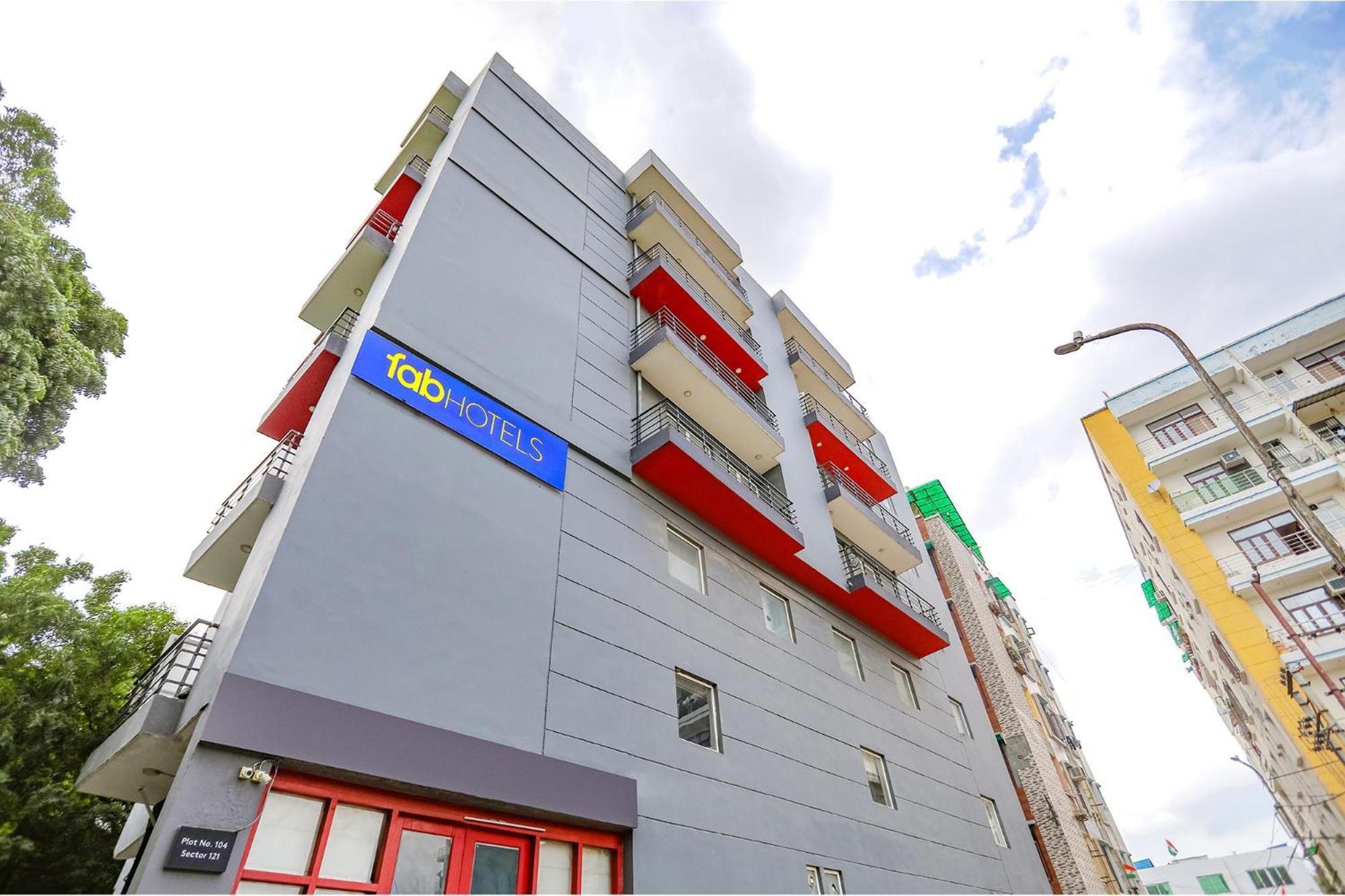 Super Townhouse O Hotel Aditya Residency Near Parthala Over Bridge Sector 121 Noida Indirapuram Eksteriør bilde