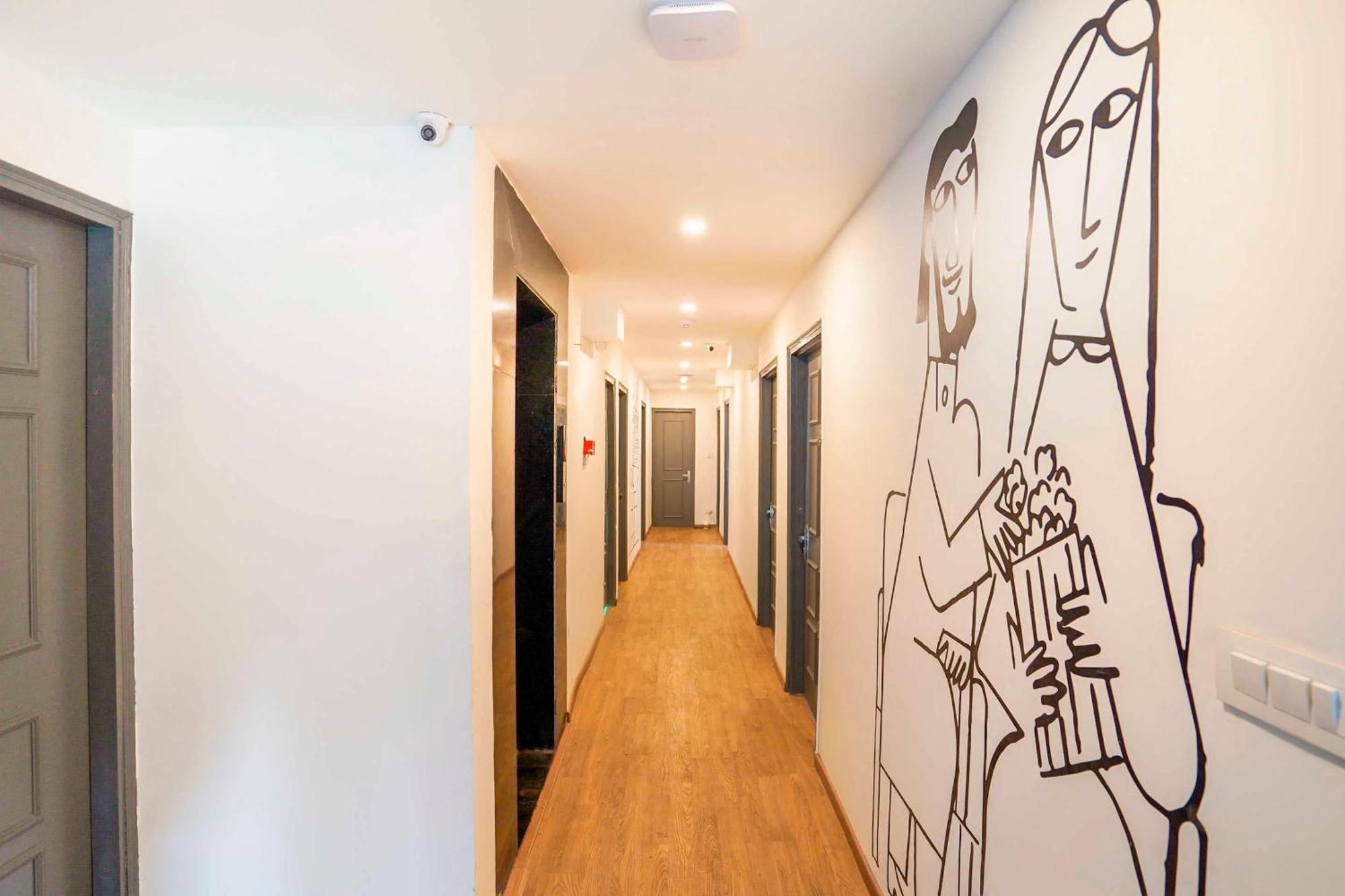 Super Townhouse O Hotel Aditya Residency Near Parthala Over Bridge Sector 121 Noida Indirapuram Eksteriør bilde